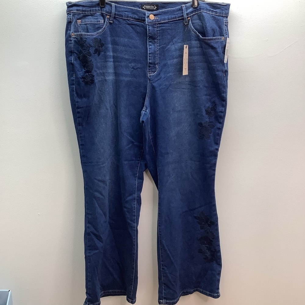 Nanette Lepore Size 20W Dark Blue Flare Women's Jeans W/BK Floral Embroidery